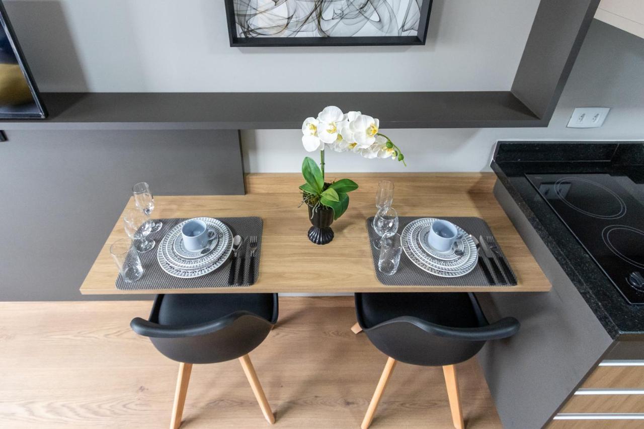 Vista Passeio Publico - Ayn027 Apartment กูรีตีบา ภายนอก รูปภาพ