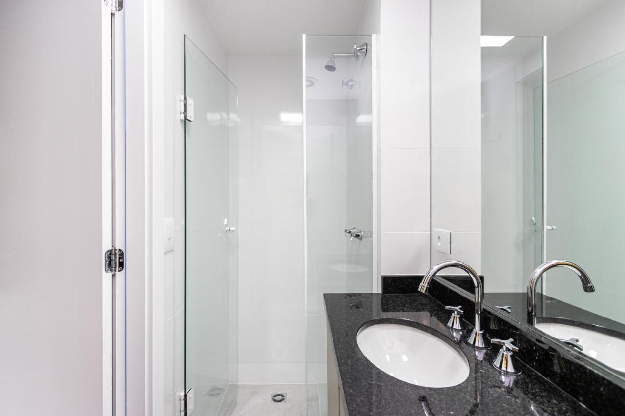 Vista Passeio Publico - Ayn027 Apartment กูรีตีบา ภายนอก รูปภาพ